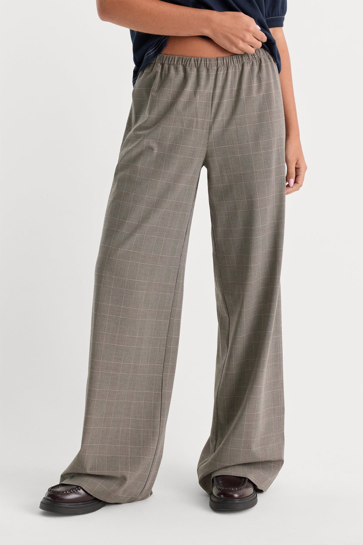Good American - The Pull On Trouser - Mini Plaid